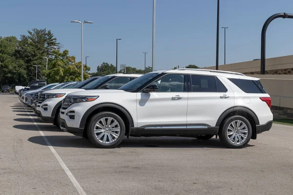 Indianapolis Circa August 2022 Ford Expedition Display Dealership Ford Offers — Stok Foto