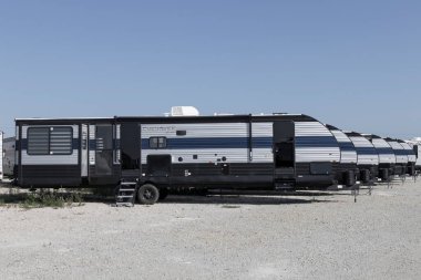 Bunker Hill - Circa August 2022: Cherokee Limited Travel Trailer Fifth Wheel display. Cherokee RV is a division of Forest River.