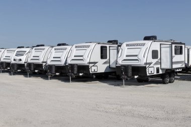 Bunker Hill - Circa August 2022: Winnebago Minnie Winnie travel trailer. Winnebago is a manufacturer of RV and motorhome vacation vehicles.