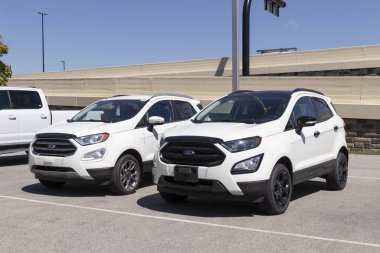 Indianapolis - Circa August 2022: Ford Escape display at a dealership. Ford offers the Escape in S, SE, Hybrid and Titanium models.