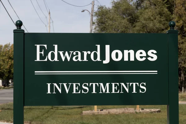 Tipton Circa Octubre 2022 Edward Jones Investments Location Edward Jones — Foto de Stock