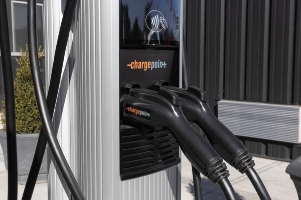 Indianapolis 2022 Október Körül Chargepoint Töltőállomás Chargepoint Plug Járműállomások Üzleti — Stock Fotó