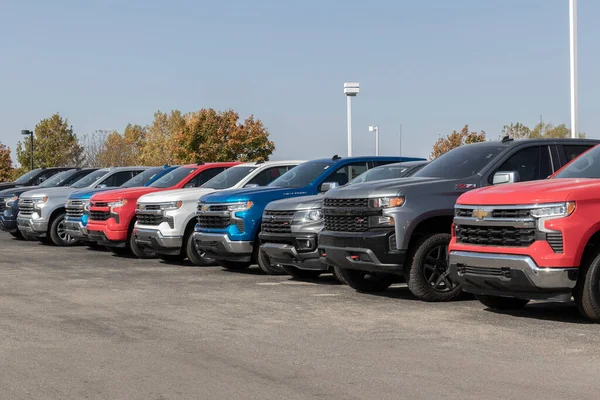 Plainfield Περίπου Οκτώβριος 2022 Chevrolet Silverado 1500 Οθόνη Chevy Προσφέρει — Φωτογραφία Αρχείου