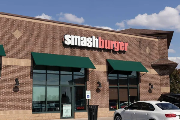 Dayton Circa Octubre 2022 Smashburger Fast Casual Restaurante Smashburger Parte — Foto de Stock