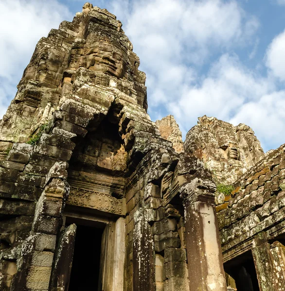 Camboja. Angkor Vat. Bayon Hram — Fotografia de Stock