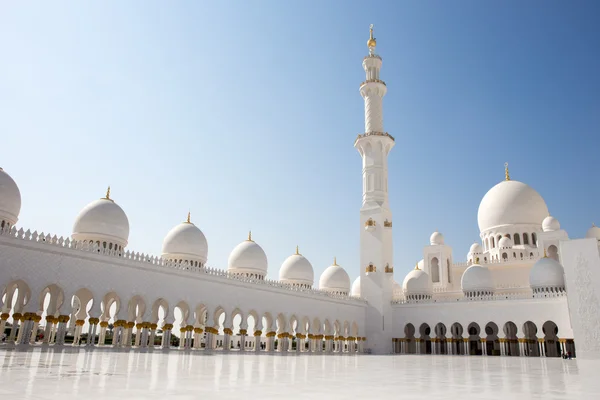 Sjeik Zayed moskee in Abu Dhabi — Stockfoto