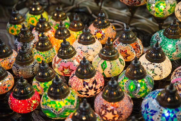 伝統的なアラビア語ランプ — ストック写真