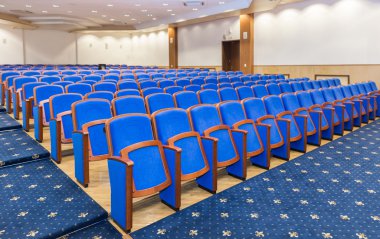mavi koltuk konferans salonu