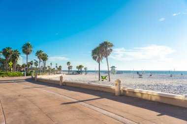Clearwater Sahili, Florida Usa 'da güzel beyaz kumları var.
