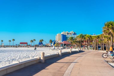 Clearwater Plajı, Florida, ABD - 17 Eylül 2019: Florida 'da güzel beyaz kumları olan Clearwater Plajı