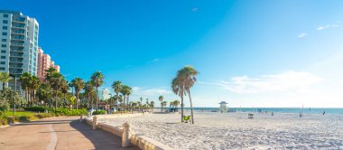 Clearwater Sahili, Florida Usa 'da güzel beyaz kumları var.