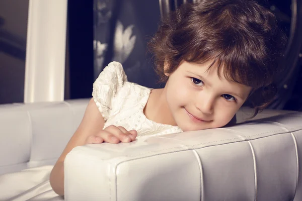 Krásná roztomilá holčička — Stock fotografie