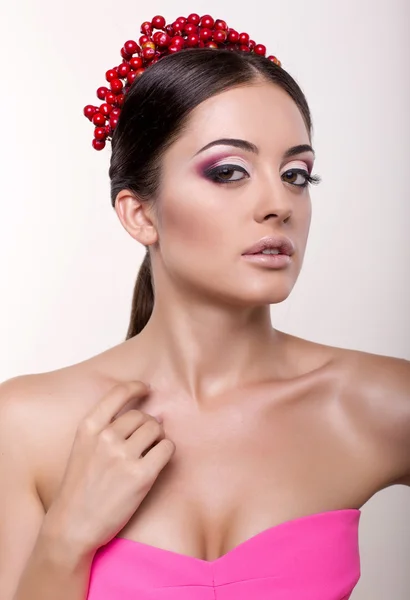 Porträt der sexy schönen Brünette mit Stirnband — Stockfoto