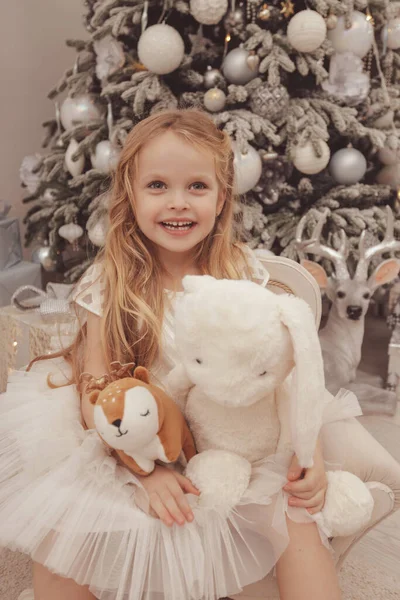 Fashion Photo Beautiful Cute Little Girl Posing Decorated Studio Christmas — 스톡 사진