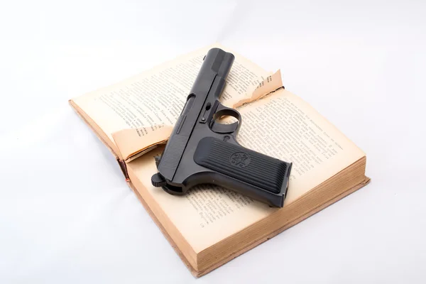 Tula Tokarev TT pistol aka Red Army — Stock Photo, Image