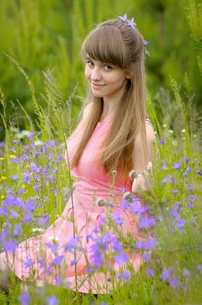 Girl and summer — Stock Photo, Image