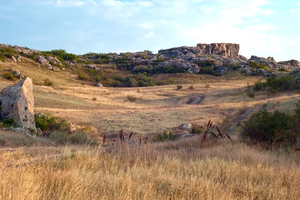 Ver weg rotsen, azov, Krim, Oekraïne — Stockfoto