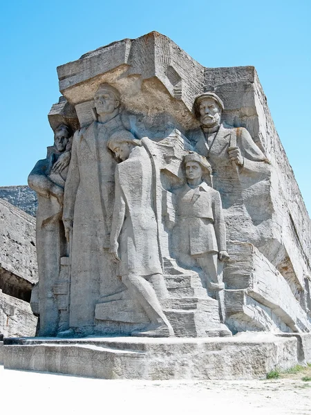 Monument to defenders of Adzhimushkay quarry — Stock Photo, Image