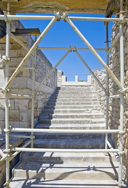 Minojskiego pałacu w Knossos na Krecie, Grecja w dalszej przebudowie — Stock fotografie