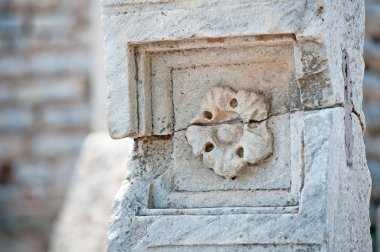 çeşmenin pollio, Efes, Türkiye'de yıkık arch