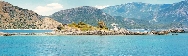 Kleine eiland panorama in Turkije — Stockfoto