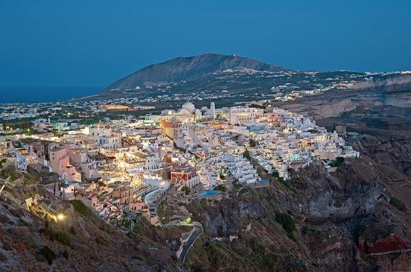 Nacht fira panorama op santorini, Griekenland — Stockfoto