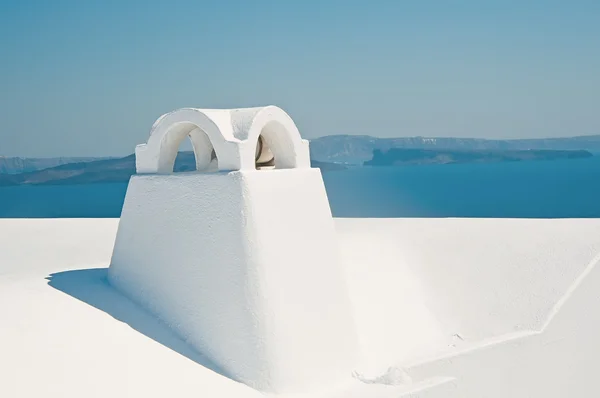 ギリシャのサントリーニ島イアの煙突 — ストック写真