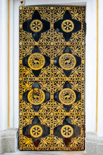 Porta Ornamentada Decorativa Com Ornamento Dourado Kiev Pechersk Lavra Ucrânia — Fotografia de Stock