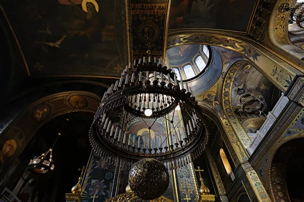 Den Utsmyckade Kristallkronan Volodymyr Katedralen Kiev Ukraina — Stockfoto