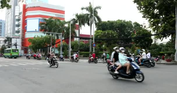 Chi Minh City Vietnam July 2022 People Riding Motorcycles Road — ストック動画