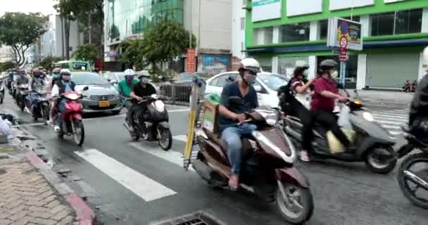 Chi Minh City Vietnam Julho 2022 Pessoas Andando Moto Estrada — Vídeo de Stock