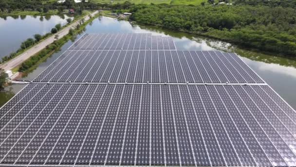 Aerial Top View Solar Panels Solar Cells Buoy Floating Power — Vídeo de Stock