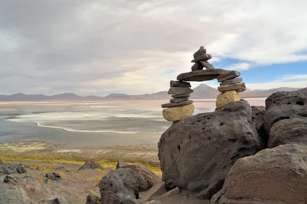 Formation de pierres dans la laguna colorada — Photo