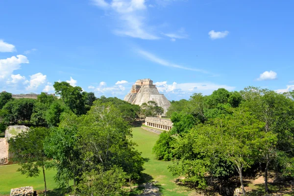 Анисент Майя пирамида Uxmal в Юкатане, Мексика — стоковое фото