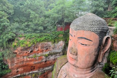 dünyanın en büyük Buda leshan closeup içinde
