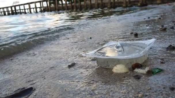 Close Footage Plastic Pollution Sandy Beach — 图库视频影像