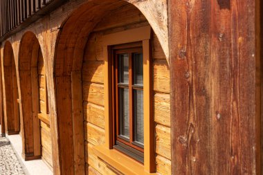 Lusatia 'daki geleneksel ahşap evi restore ettim. Saksonya. Almanya