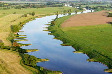 Elbe Nehri, Torgau yakınlarında görüldü.