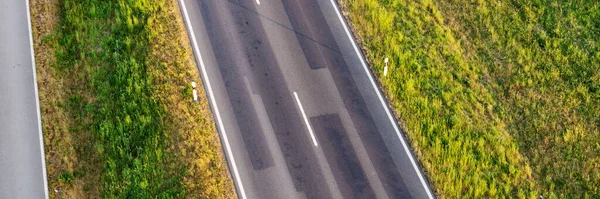 Панорамне Зображення Порожня Асфальтована Дорога Велодоріжка Між Полями Зверху — стокове фото