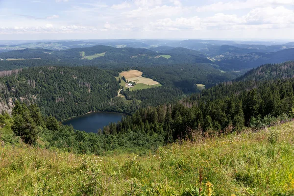 Paisaje Lago Feldsee Desde Montaña Feldberg Bosque Negro Alemania —  Fotos de Stock