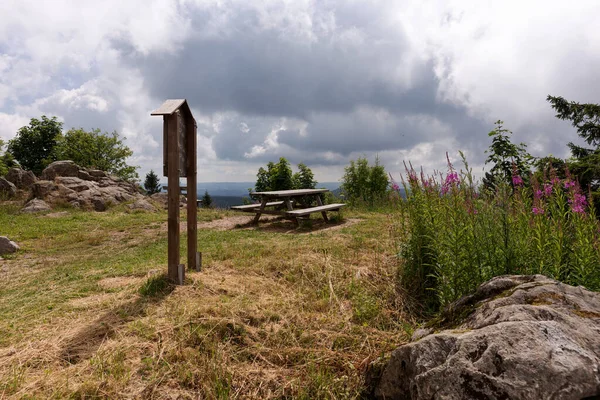 Picnic Area Table Benches Mountains —  Fotos de Stock