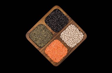 Renkli nabız, kuru fasulye çorbası, yeşil ve sen.