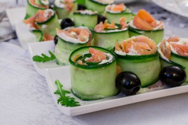 Sebzeli kahvaltı masası.