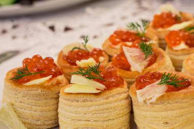 Sebzeli kahvaltı masası.