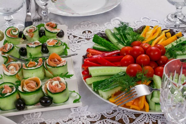 Party Brunch Table Setting Food Meat Vegetables — Stock Photo, Image