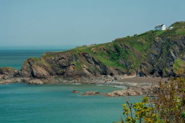 Hele Hele Körfez Köyü. Devon eyaletinin kuzey kıyısında. İngiltere