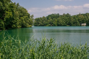 Gölü olan park oldukça güzel sakin sakin