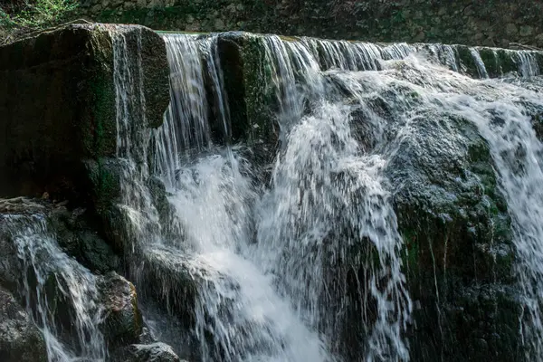 Cachoeira Piquenique Dim River — Fotografia de Stock