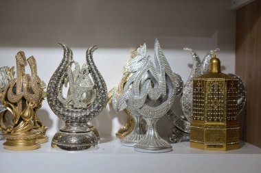  Küçük krizlerle süslenmiş Türk geleneksel müshil hatıraları