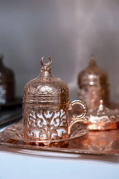 Traditional Turkish Ornate Metal Tray Gift Shop — Stock Photo, Image